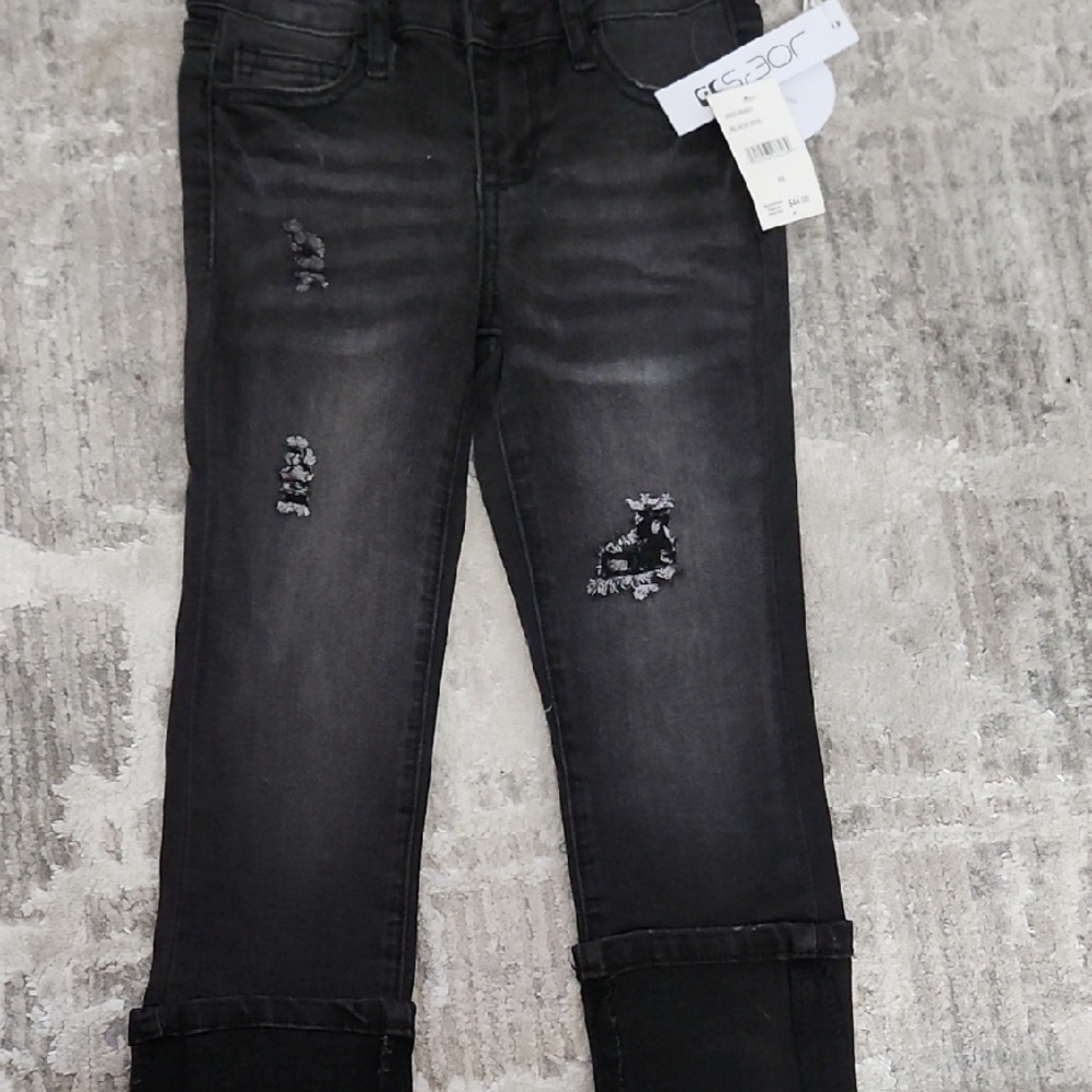 Black Distressed Jeans